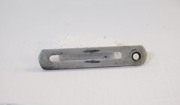 Halter f. Lichtmaschine Gleichstrom original Moskwitsch 402, 403, 407, 408.
