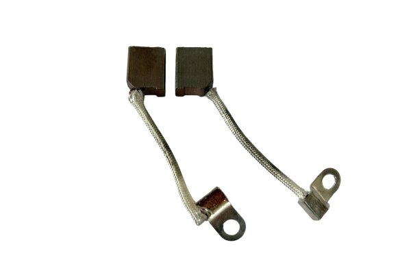 Kohlenbürsten für 6V Lichtmaschine. K750, M72, MT9, M61, M62.