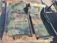 Bodenbleche Fahrer und Beifahrer W460 W461 G-Klasse Mercedes
