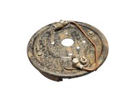 Bremsankerplatte Wolga M21. vorne links.