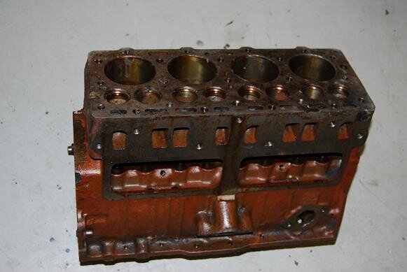 Motorgehäuse, Motorblock GAZ69, GAZ20. Nagelneu.