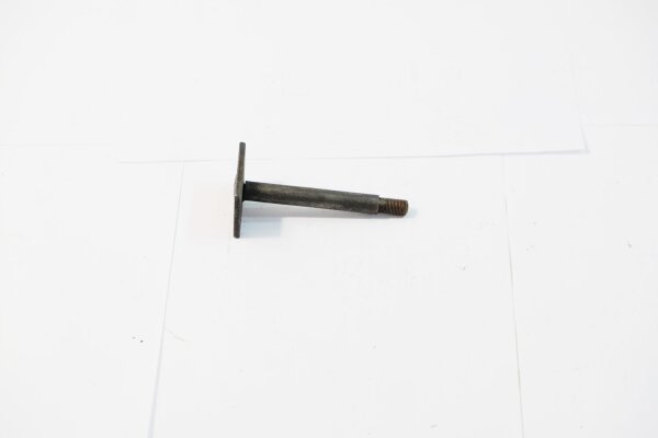 Begrenzungsbolzen Befestigung Beiwagenboot Dnepr, K750 hinten.
