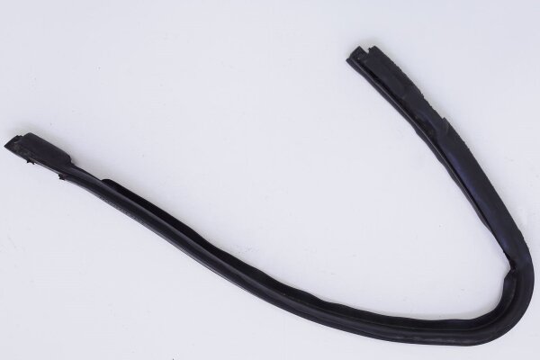 Gummidichtung Dreiecksfenster rechts Wolga M21 orig. neu.